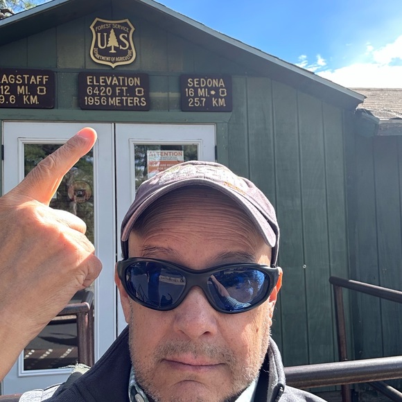 Meet your Posher, Roberto - Picture 7 of 16